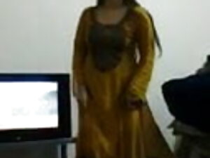 मुफ्त अश्लील सेक्सी फिल्म हिंदी फुल एचडी वीडियो
