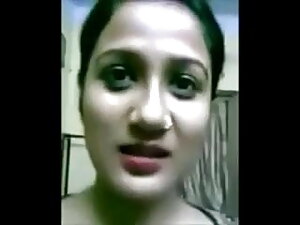 मुफ्त अश्लील हिंदी मूवी का सेक्सी वीडियो वीडियो